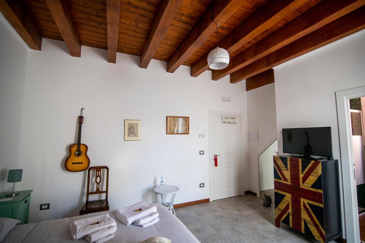 Redmood Guesthouse Barletta Ngoại thất bức ảnh